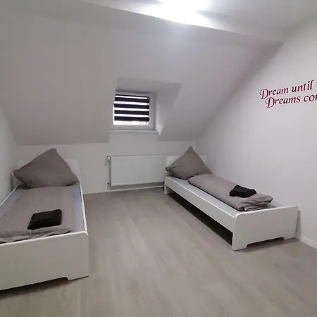 Estrella24 Living Santiago * Херне