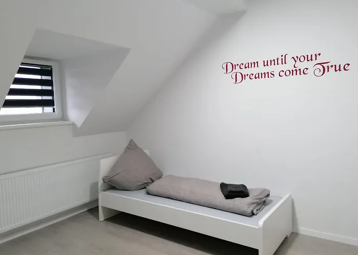 Estrella24 Living Santiago * Herne